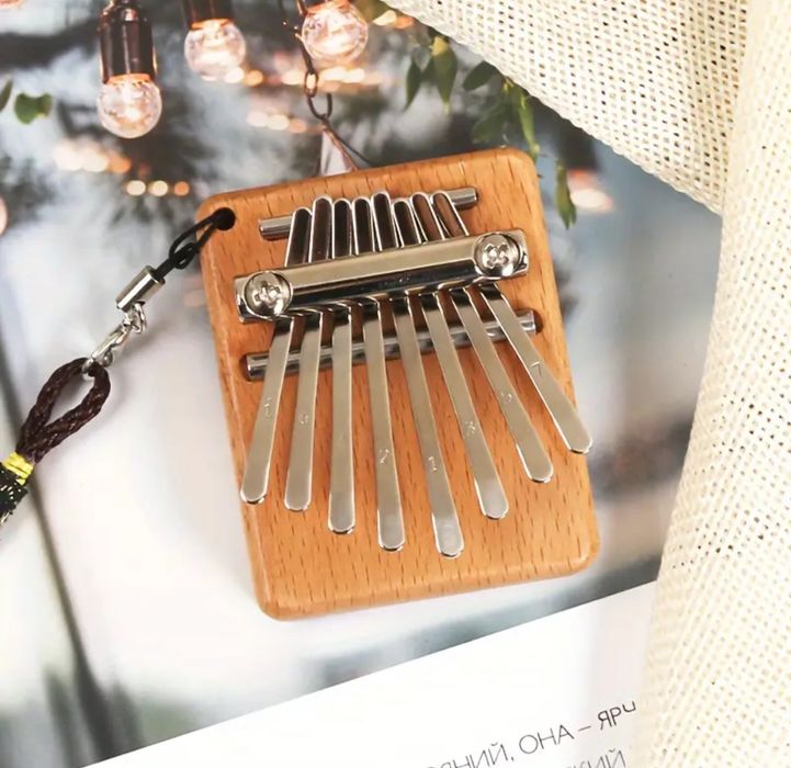 Мини Калимба 8 тона , преносимо пиано , джобен музикален инструмент