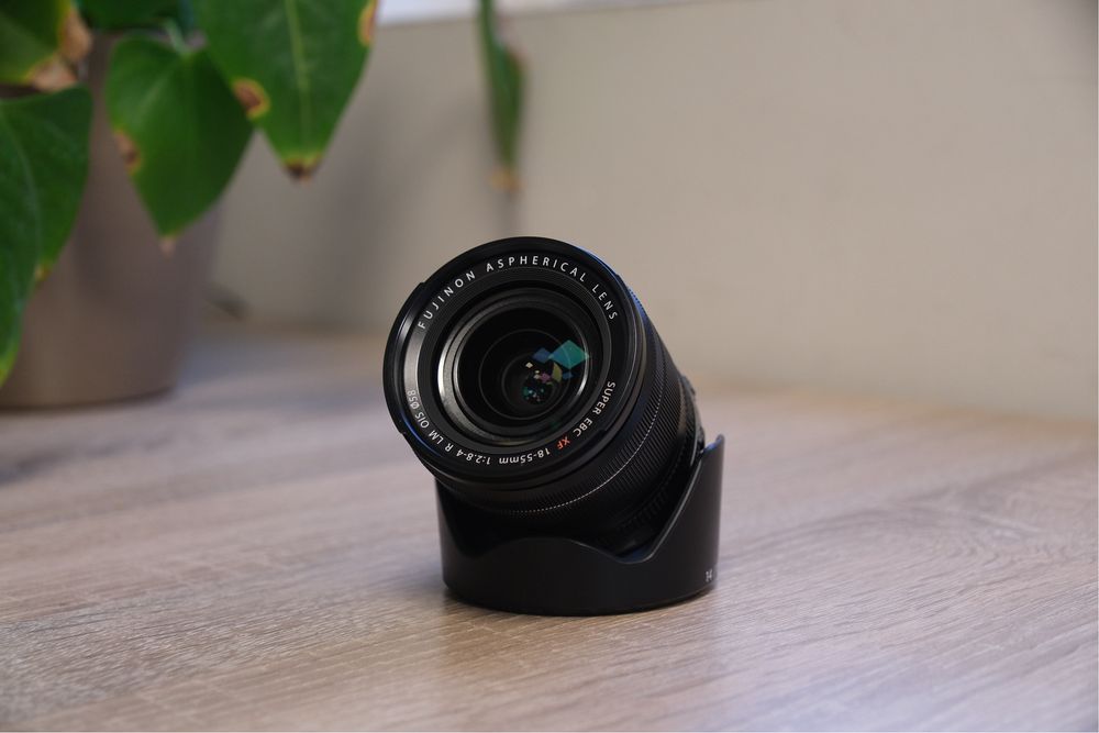 Продавам обектив Fujifilm XF 18–55mm f/2.8–4 R LM OIS