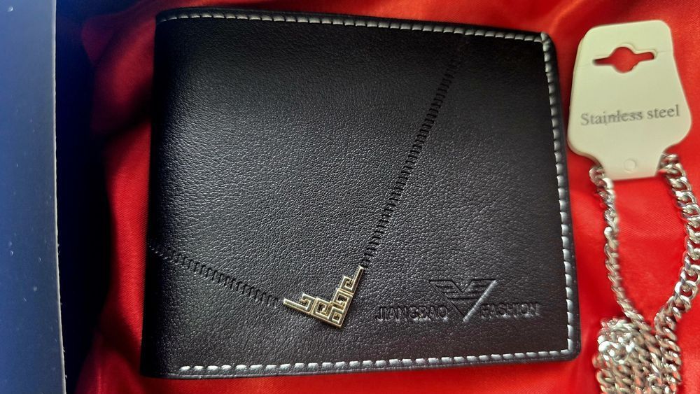 Set cadou ochelari de soare barbati.