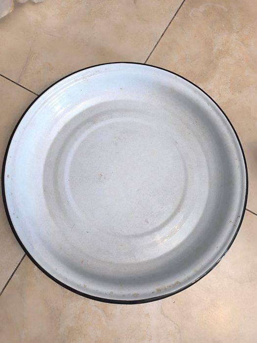 Блюда эмалированные