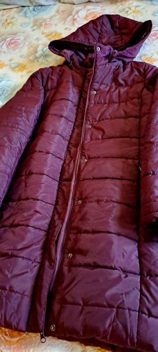 Продам женские куртки