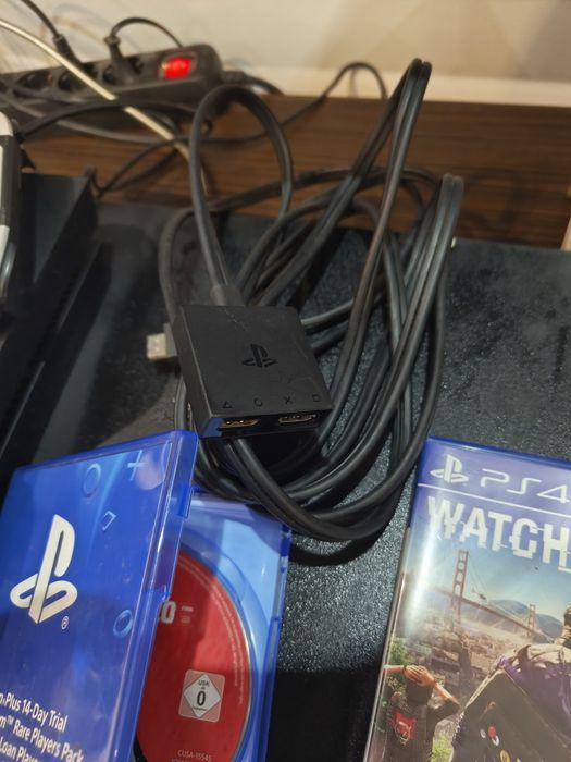 PlayStation 4, 500gb  + 4 controlere+ 2 jocuri + cablu adaptor PS vr