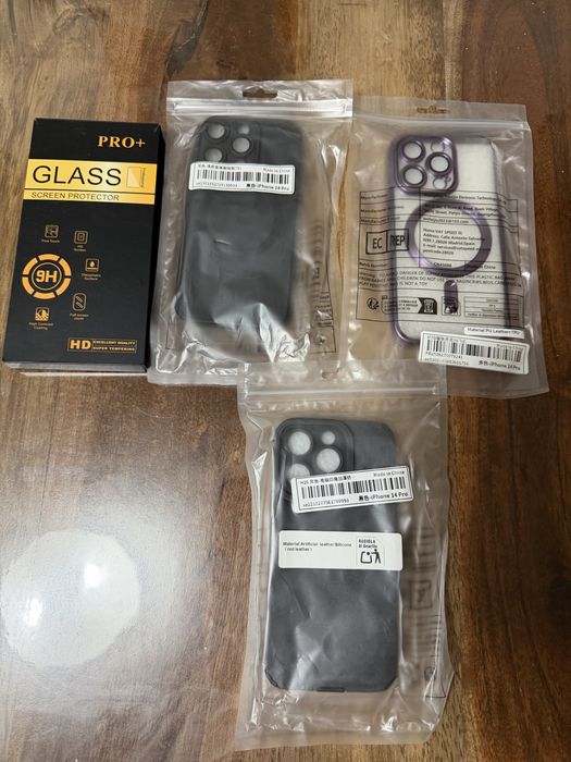 Vand Iphone 14 pro+3 huse noi si doua folii de sticla!!