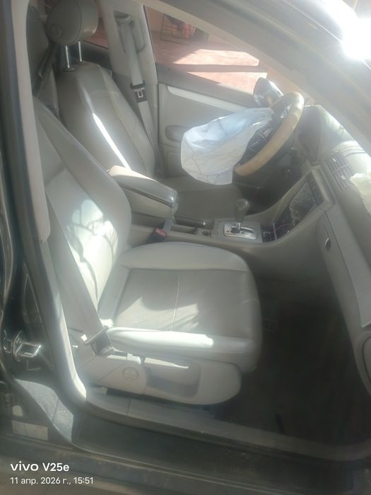 Продается Ауди а 4 аваренная