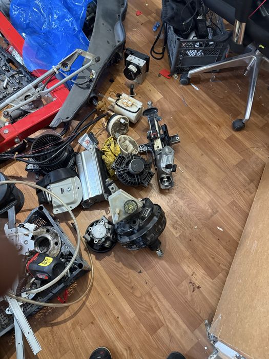 Mercedes CLK 209 2003 г. 1.8 компресор НА ЧАСТИ