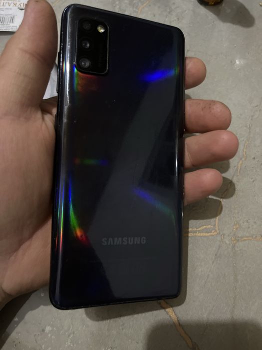 samsung Gallaxy A41 sotiladi, xolati zo'r