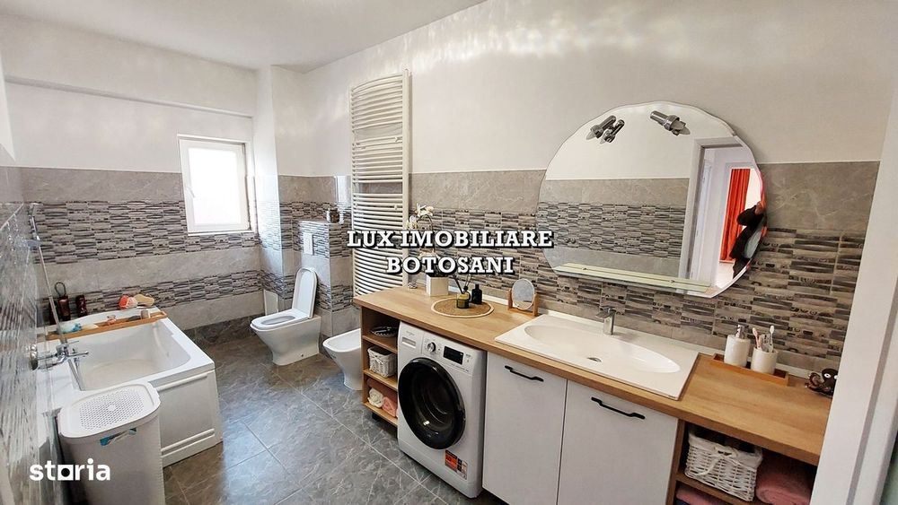 Apartament 3 camere, bloc nou, Centru