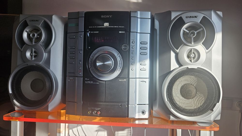Combina,mini HiFi system Sony+telecomanda