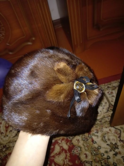 Женская норковая шапка