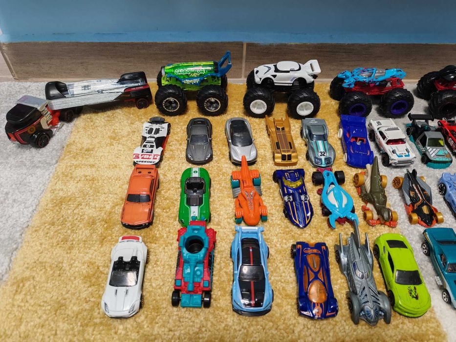 Детски колички Hot Wheels