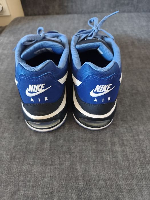 Маратонки Nike Air Max Command