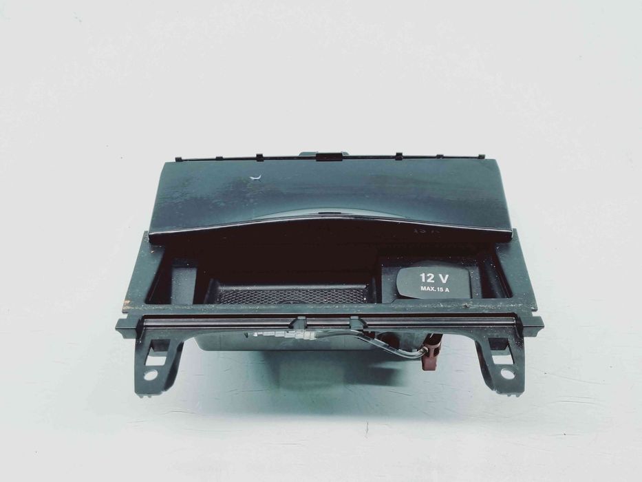 Scrumiera Mercedes Clasa GLK (X204) [Fabr 2008-prezent] A2046801350 3.