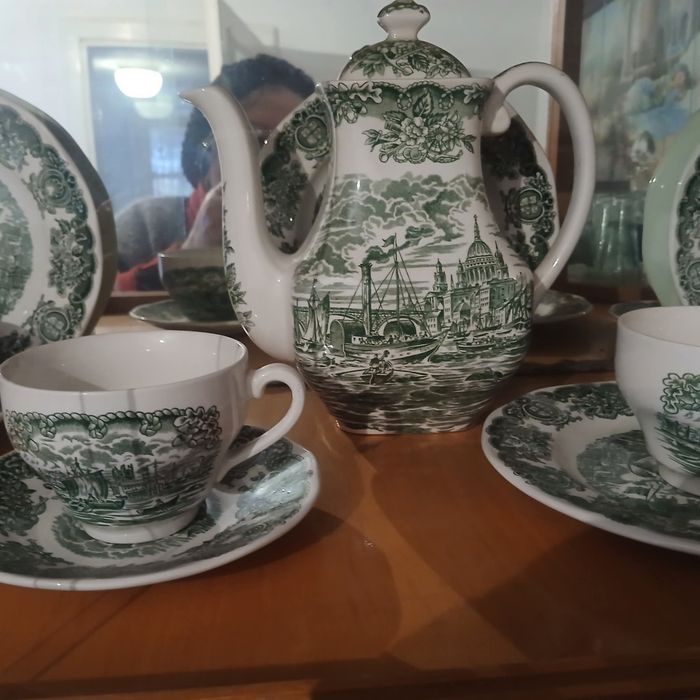 Serviciu ceai/cafea/ prajitura