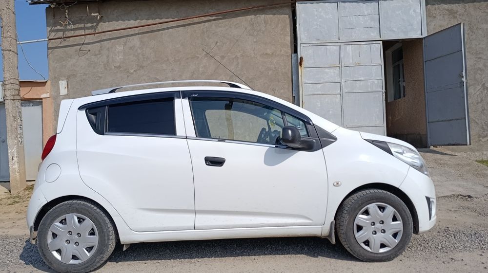 Спарк 2014 Сотилади