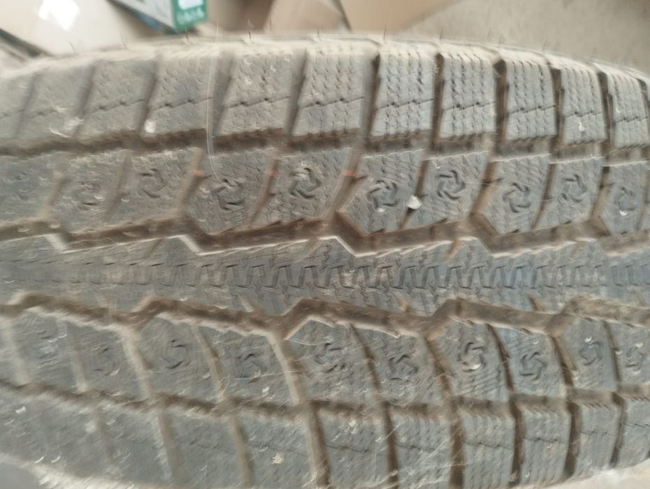 Продам резину зимнюю
