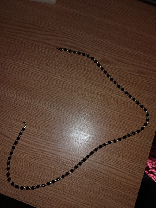 Lanț cu bile de aur