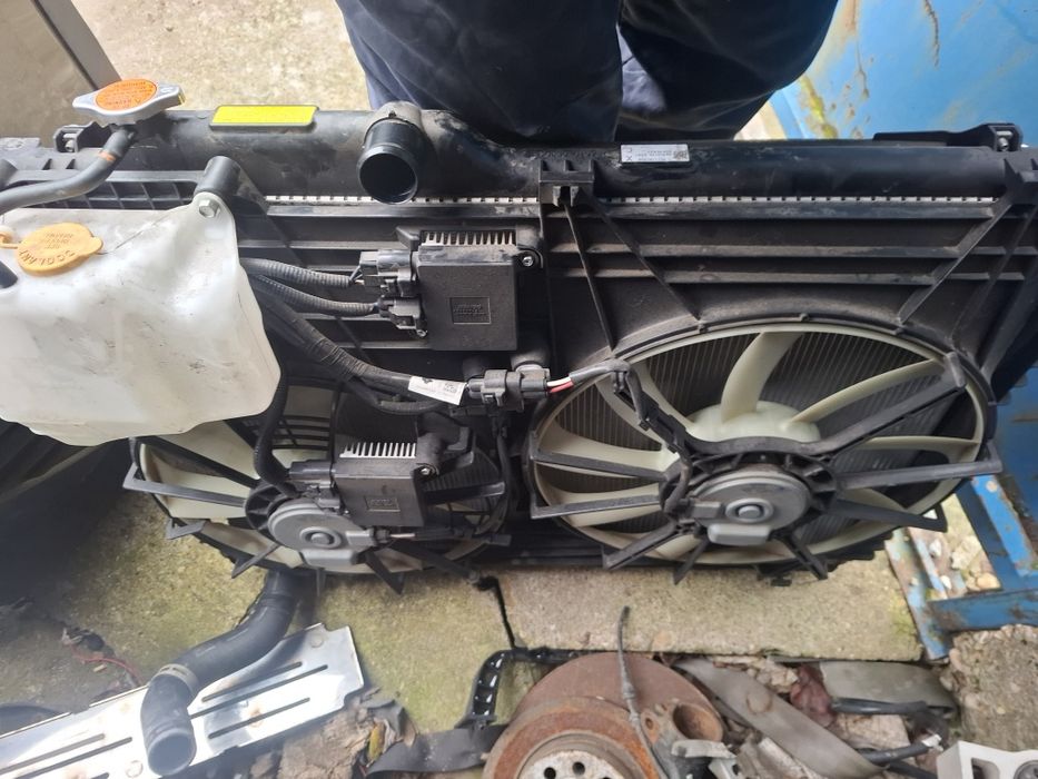 Продавам на части Субару Асцент 2023г