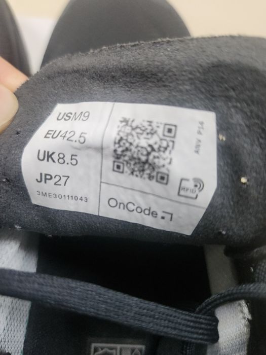 Продам кросовки ON