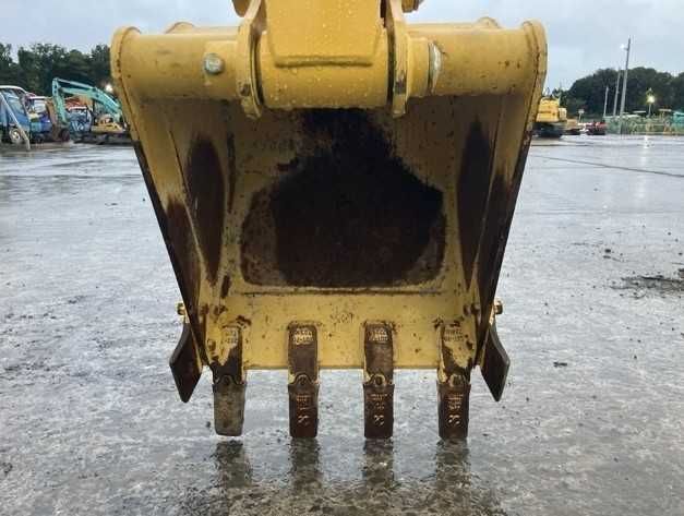 Komatsu PC30MR-5-61348