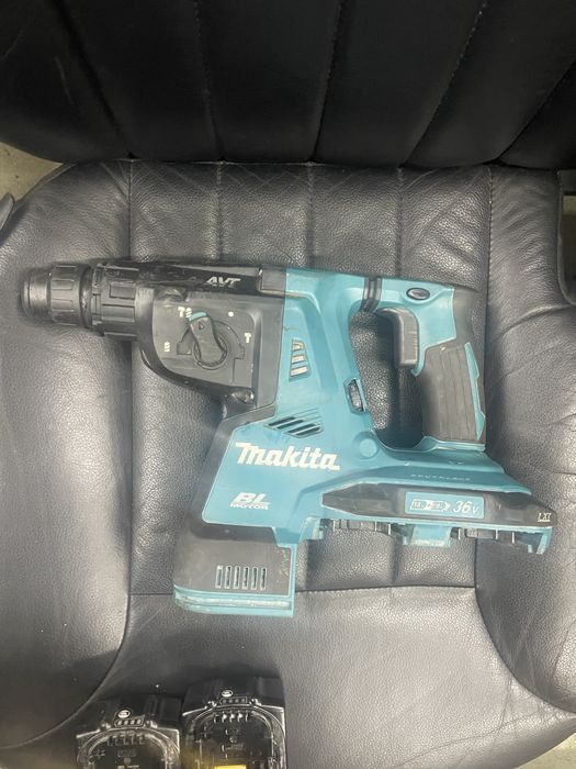 Оригинален перфоратор BL безчетков makita DHR280 36v