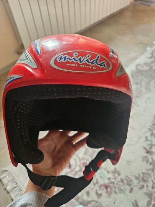 Детски каски в отлично състояние