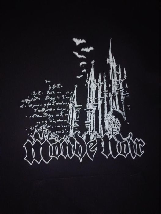 Voam Clothing тениска и худи