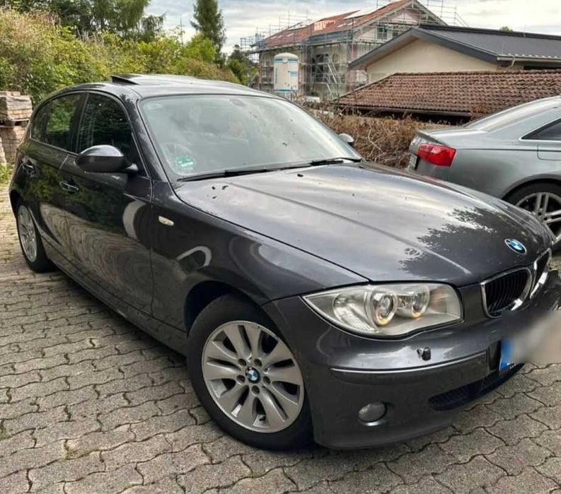 BMW Seria 1 E87 2.0 | Trapă | Xenon Adaptive | Senzori Fata/Spate