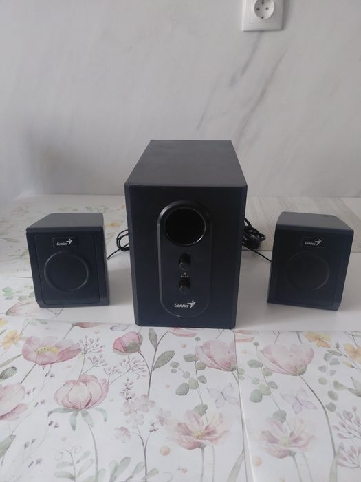 Vând Subwoofer Genius