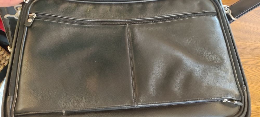 Dell оригинална чанта за лаптоп, естествена кожа