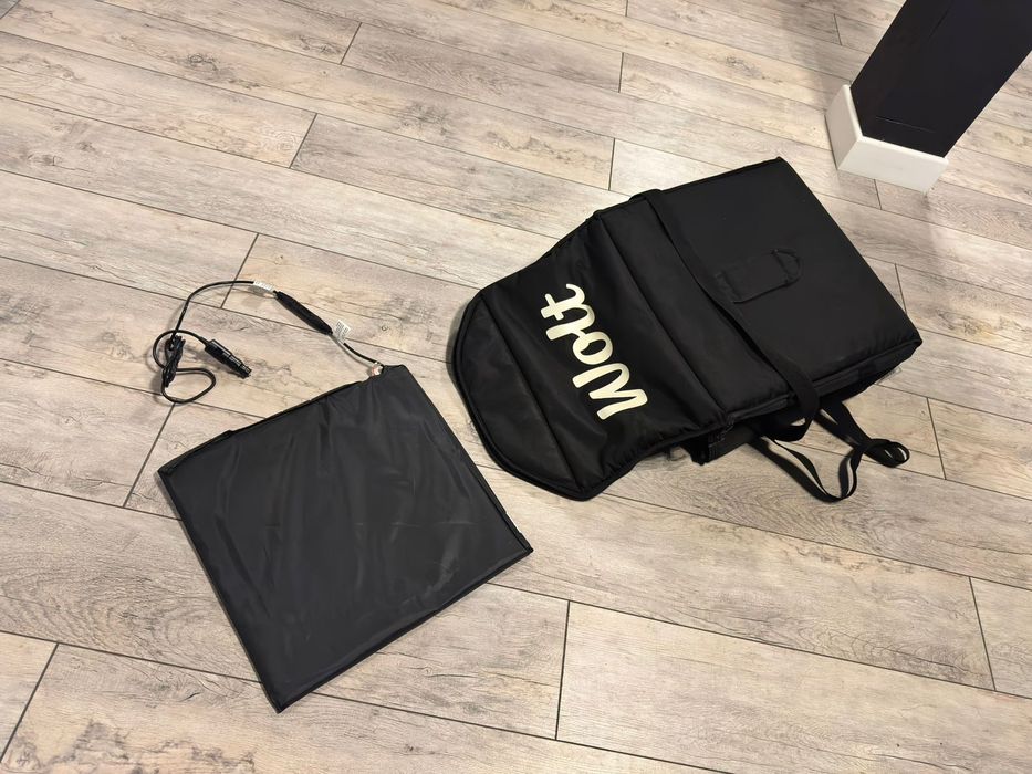 Продам сумку курьерскую WOLT