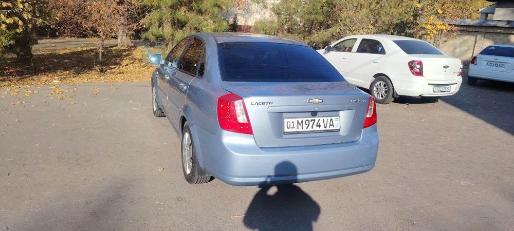 Продам  2015 года на бензине состоянии хорошее