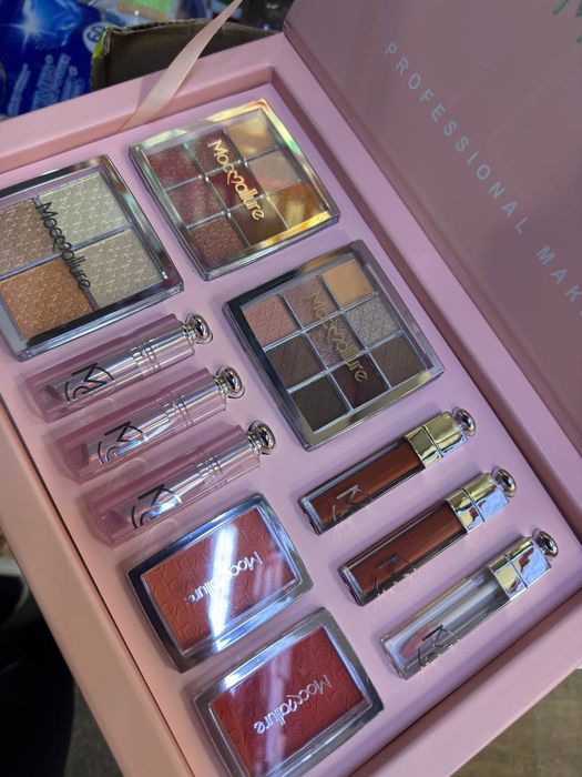 Профессионал Набор Косметика 8март