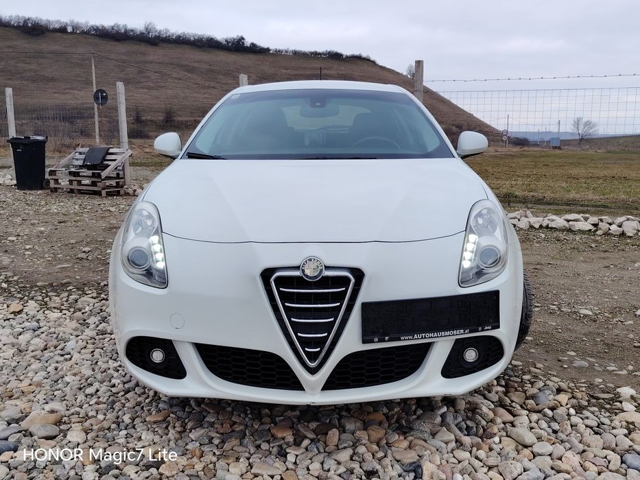 Alfa Romeo Giuletta 1.4 turbo benzina Euro5 an 2010  Climatronic Navi