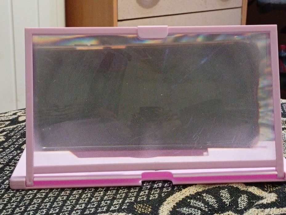 Подставка с увеличенным экраном для телефона