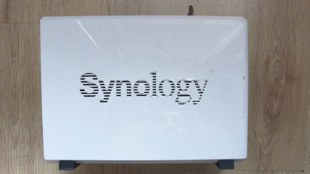 Продам  Synology 214SE (NAS)