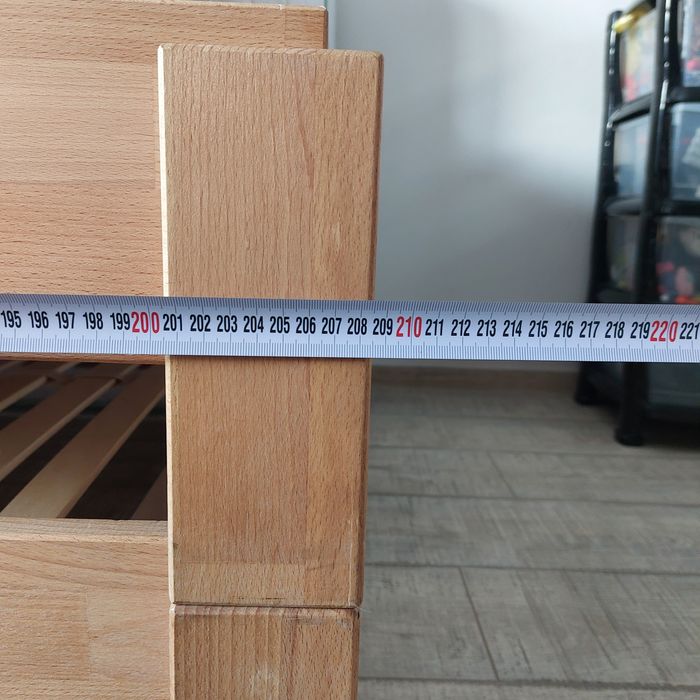 Doua paturi de lemn de 90/200 + somiere reglabile