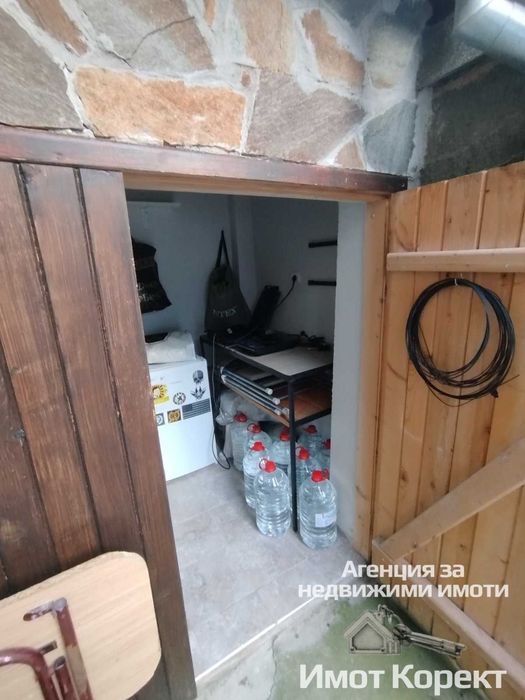 Продава се Едностаен апартамент в Асеновград - 28 кв.м за 1658 €/кв.м - Снимка #2