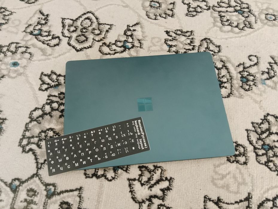 Noutbuk Surface laptop2 core i5