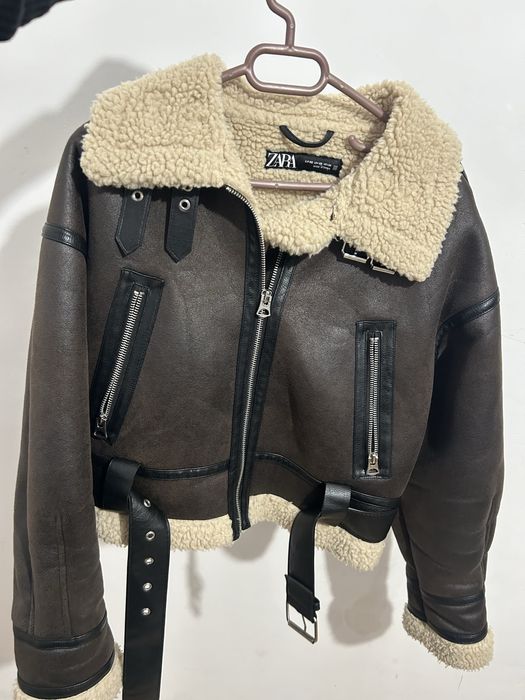 Продавам Яке Zara