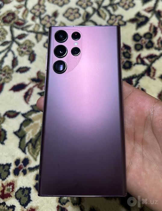 Samsung S22 Ultra Ideal holatda karobka dakument  256/12