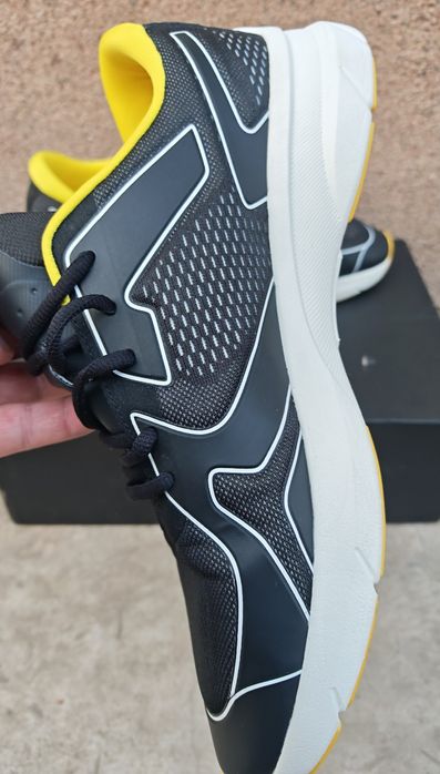 Adidași boss mărimea 45