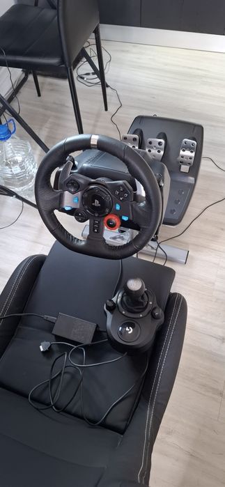 Volan G29 + pedale + schimbător Logitech