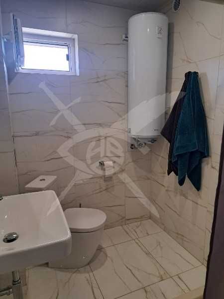 Дава се под наем двустаен апартамент в с. Марково! 11767531