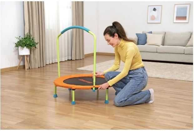 Trambulina copii Bestway Wonderjump  structura de metal cu maner de stabilizare