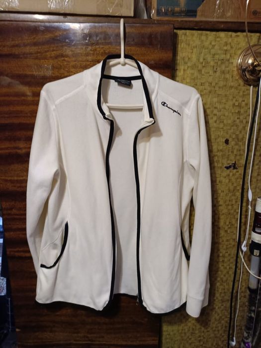 Продам женские вещи