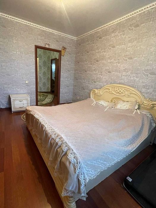 Продам 3 комнатную квартиру