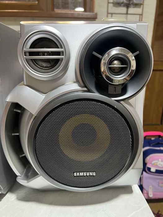 Музыкальный центр Samsung MAX-KJ730