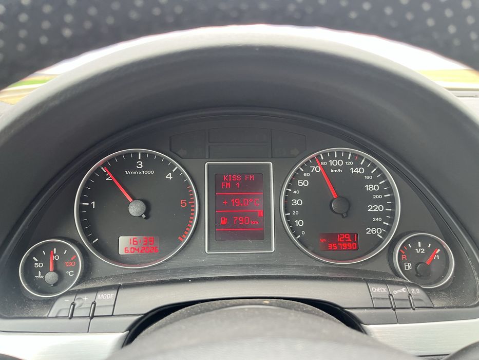 Audi A4 SLine quattro