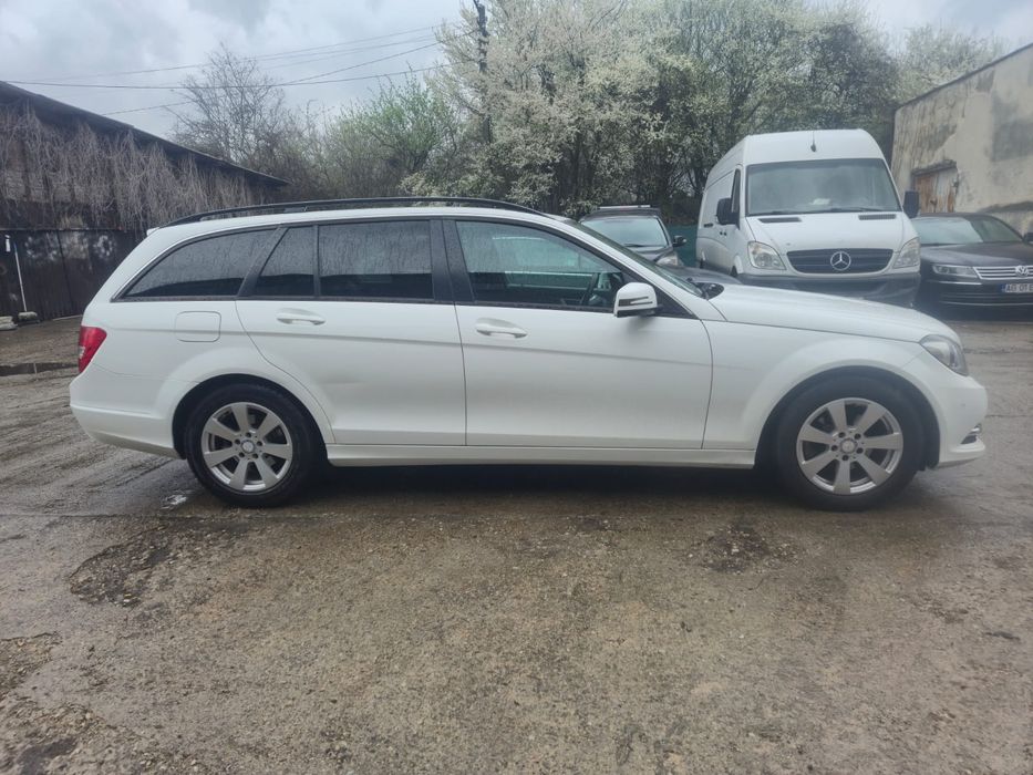 Mercedes C200 an 2013