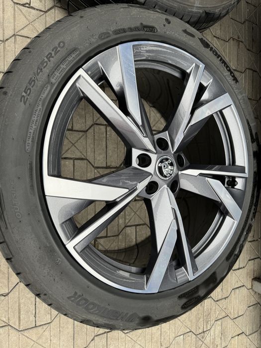 jante originale skoda enyaq r20 echipate vara noi doua latimi